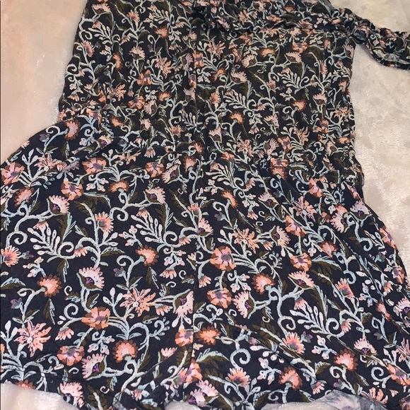 Romper - Picture 2 of 4